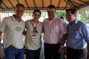 EVENTO KIA 30-03-11 - Foto com José Luís Gandini I